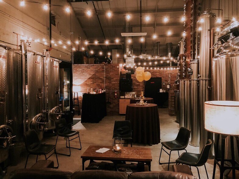 More Photos Of 4200 Milwaukee St, Denver Warehouse For Sale