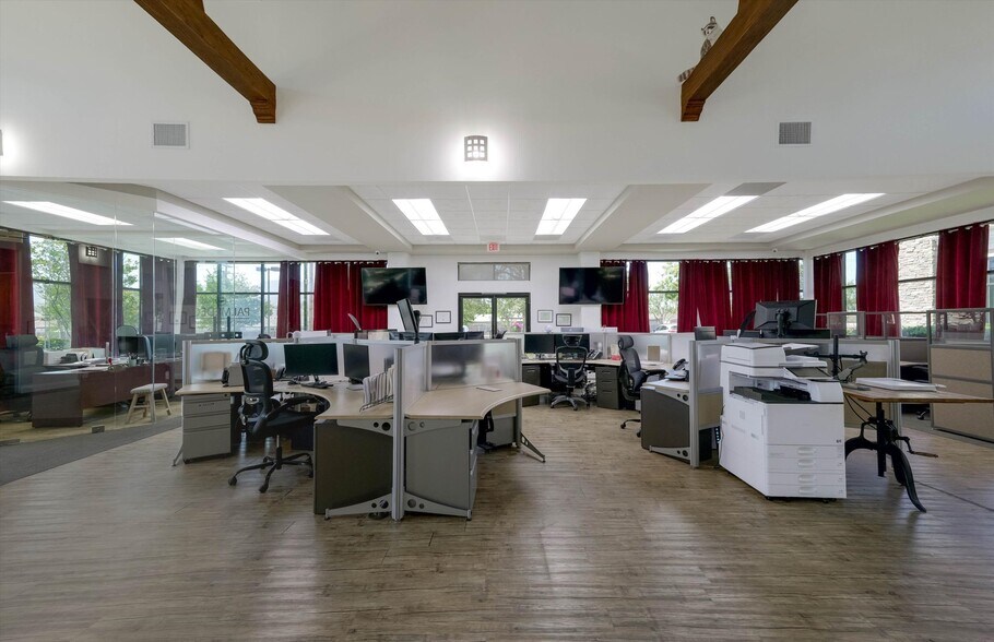 More Photos Of 3215 Old Conejo Rd, Newbury Park Medical For Sale