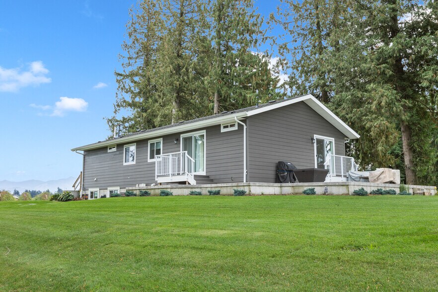 More Photos Of 197 Clearbrook Rd, Abbotsford Land For Sale