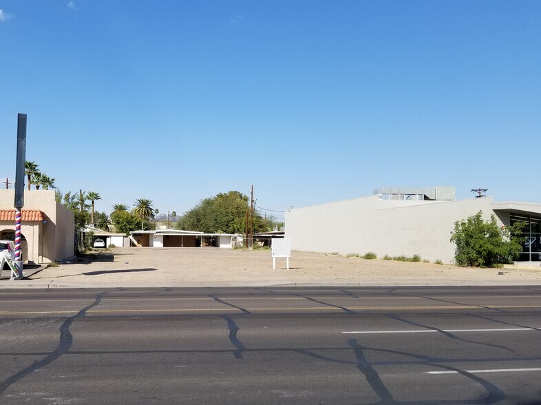 More Photos Of 3620 E Thomas Rd, Phoenix Unknown For Lease