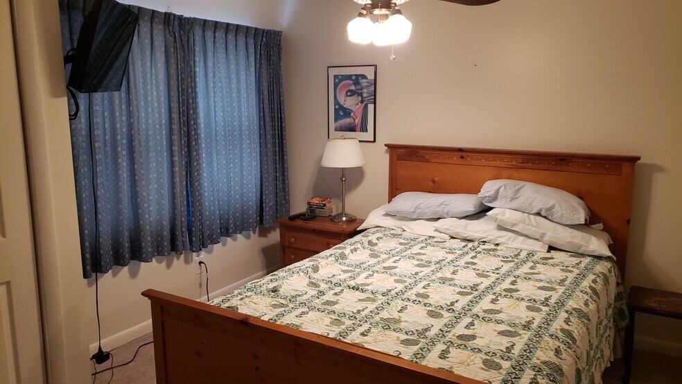 More Photos Of 420 Broadway, West Cape May Apartments For Sale