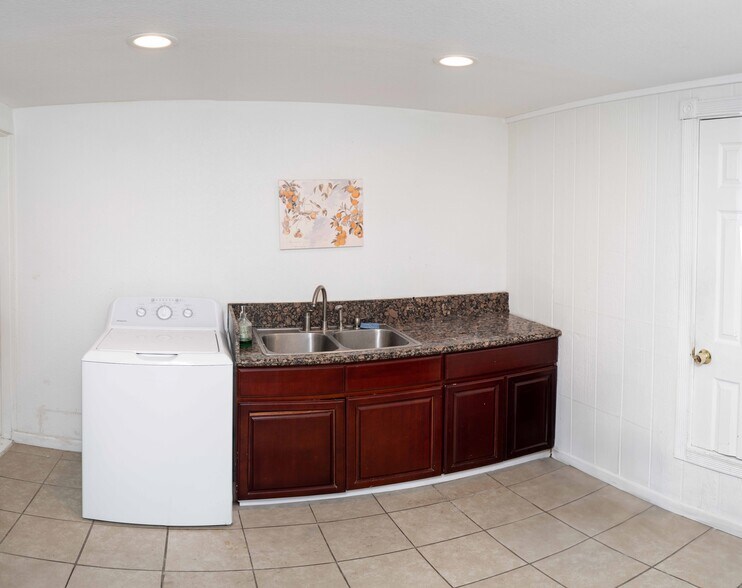 More Photos Of 5002 Martin Luther King Jr Blvd, Sacramento Religious Facility For Sale