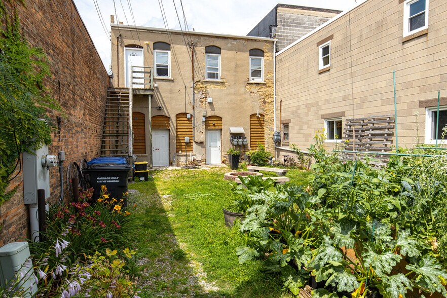 More Photos Of 578 N Main St, Oshkosh Storefront Retail Residential For Sale