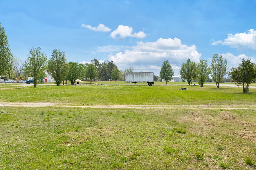 More Photos Of 0 9th Street, Parsons Land For Sale