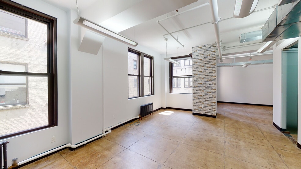 More Photos Of 45 W 34th St, New York Office For Lease
