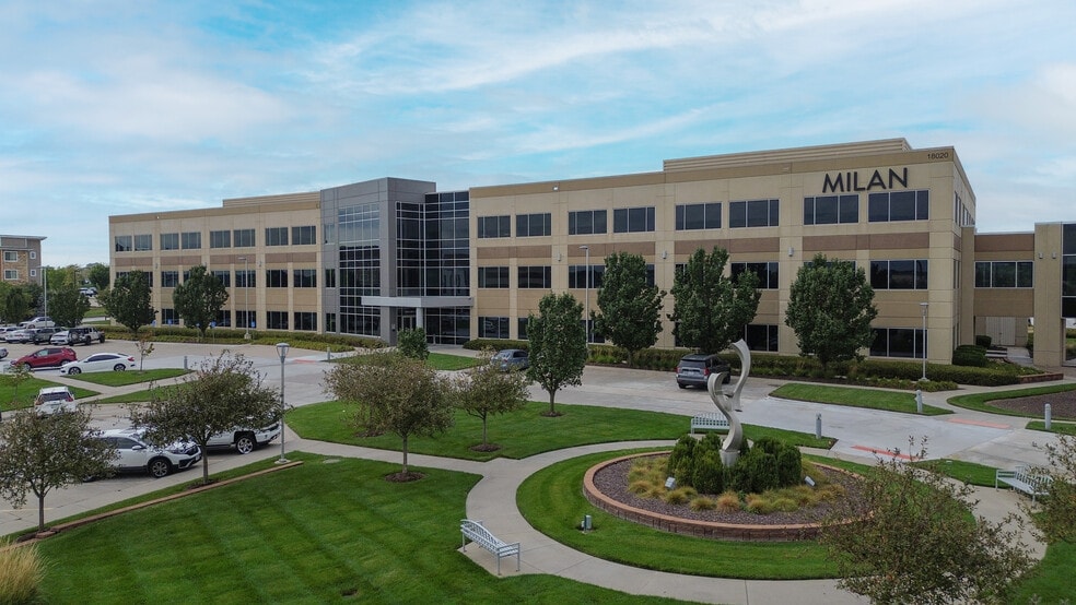 Primary Photo Of 18020 Burt St, Elkhorn Office For Lease