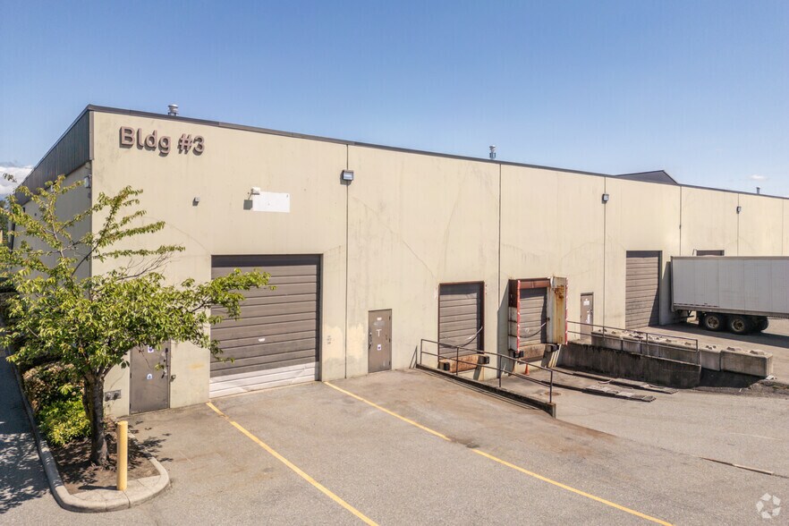 More Photos Of 9710 187th St, Surrey Warehouse For Lease