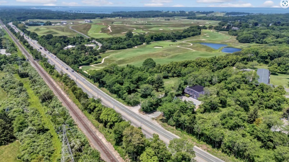 More Photos Of 921 County Road 39, Southampton Office For Sale