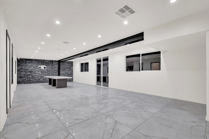 More Photos Of 8100 Electric Ave, Stanton Warehouse For Sale