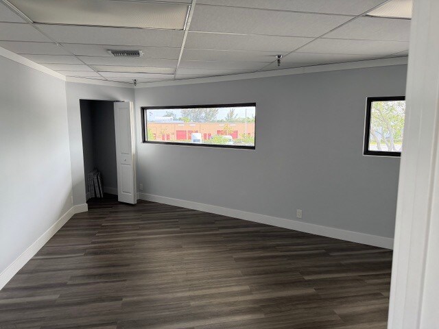 More Photos Of 1194 Old Dixie Hwy, Lake Park Light Distribution For Lease