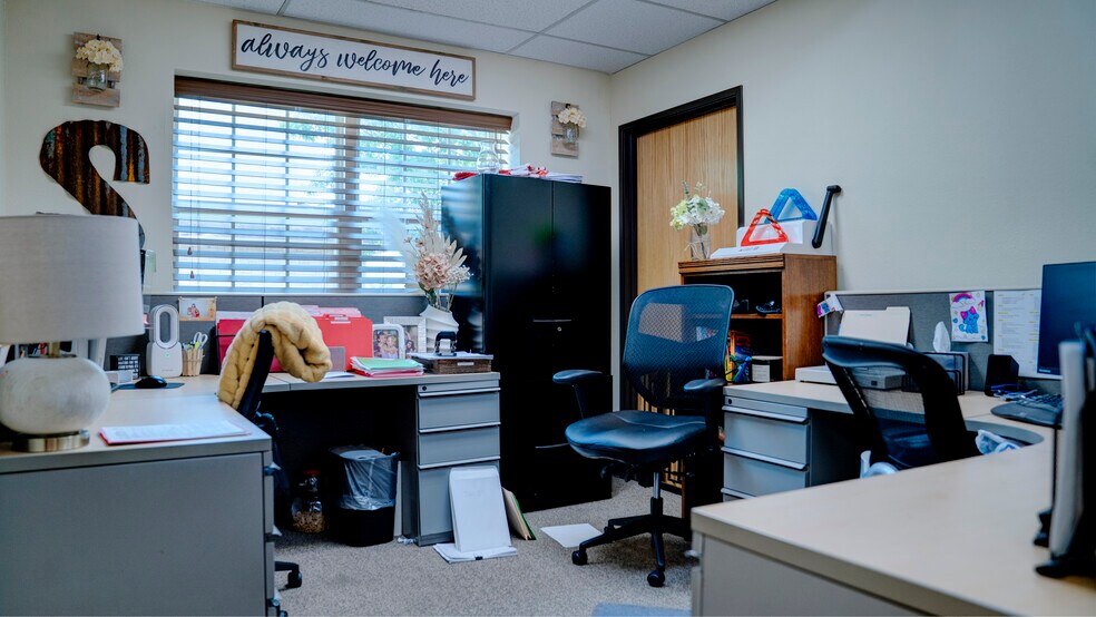 More Photos Of 5318 Bransford Rd, Colleyville Office For Sale