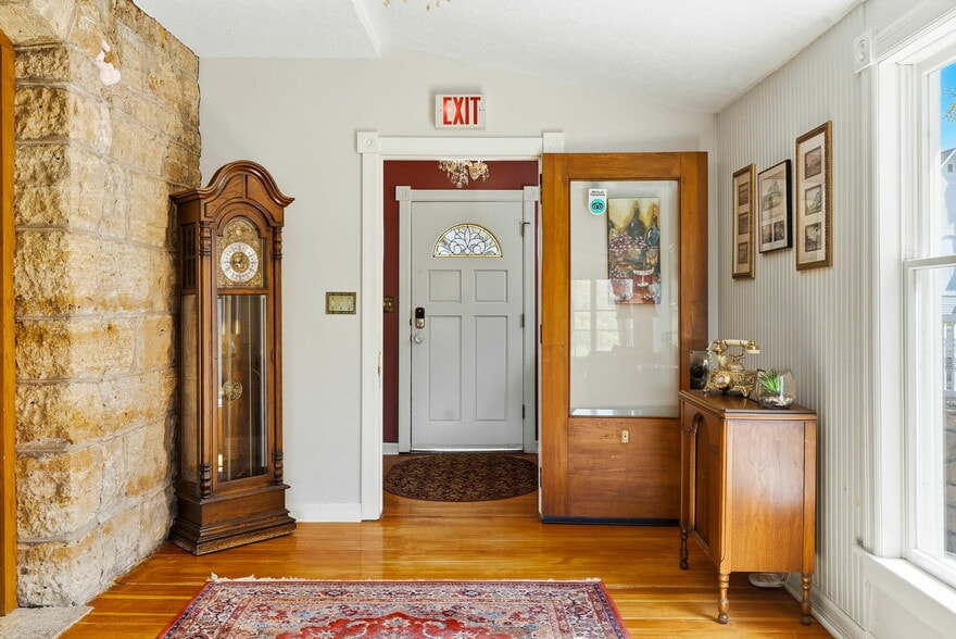 More Photos Of 305 River St, Osceola Hospitality For Sale