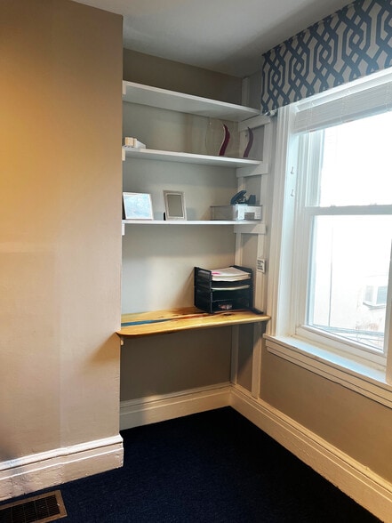 More Photos Of 1326 N King St, Wilmington Office For Sale