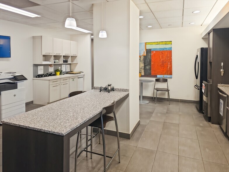 More Photos Of 1 Olympic Pl, Towson Coworking Space