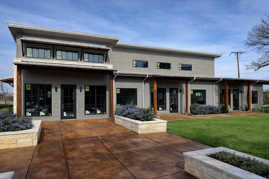 Primary Photo Of 411 12th St, Marble Falls Medical For Lease