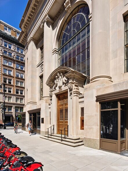 More Photos Of 699 14th St NW, Washington Office For Lease