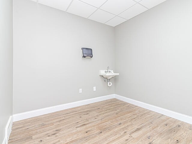 More Photos Of 16975-16991 Farmington Rd, Livonia Medical For Lease