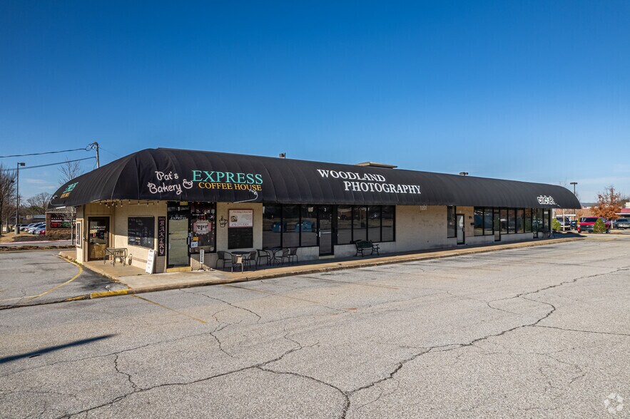 More Photos Of 1201 N Walton Blvd, Bentonville Convenience Store For Lease