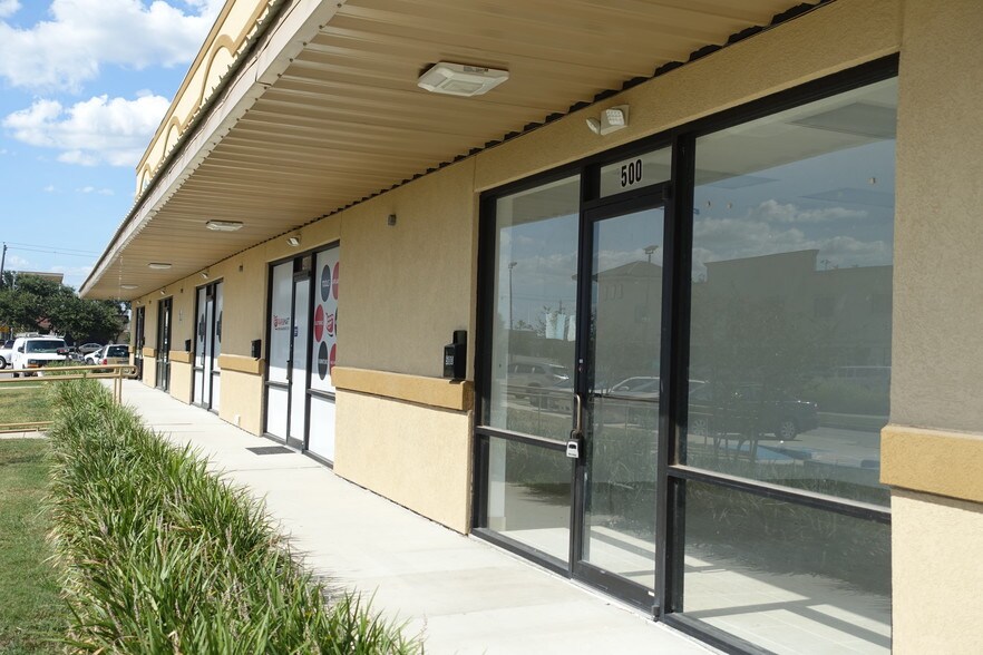 More Photos Of 12317 Bellaire Blvd, Houston Flex For Sale