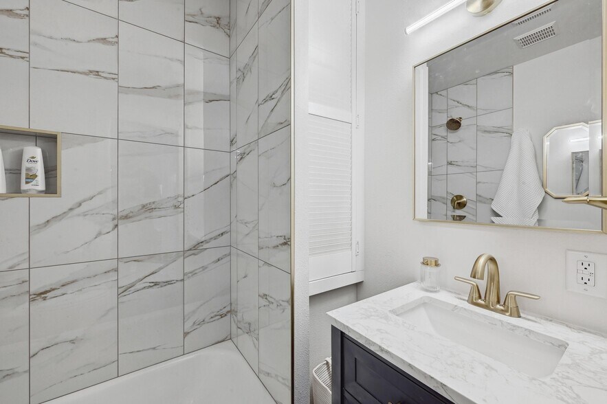 More Photos Of 2802 Whitis Ave, Austin Apartments For Sale