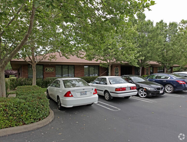 More Photos Of 2530 Douglas Blvd, Roseville Office For Lease