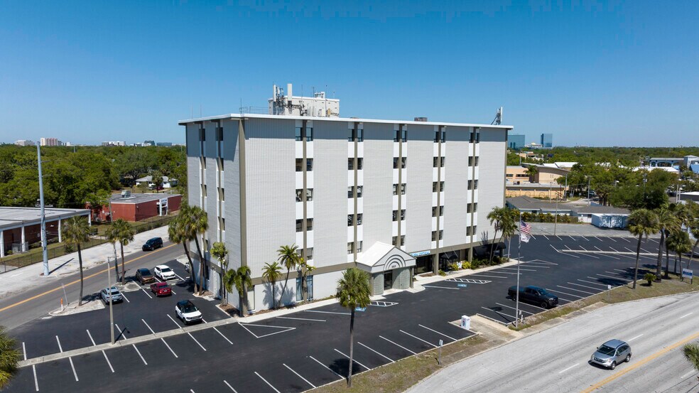 More Photos Of 3825 Henderson Blvd, Tampa Office For Lease