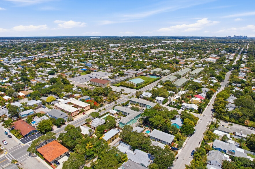 More Photos Of 320 N Federal Hwy, Lake Worth Hotel For Sale