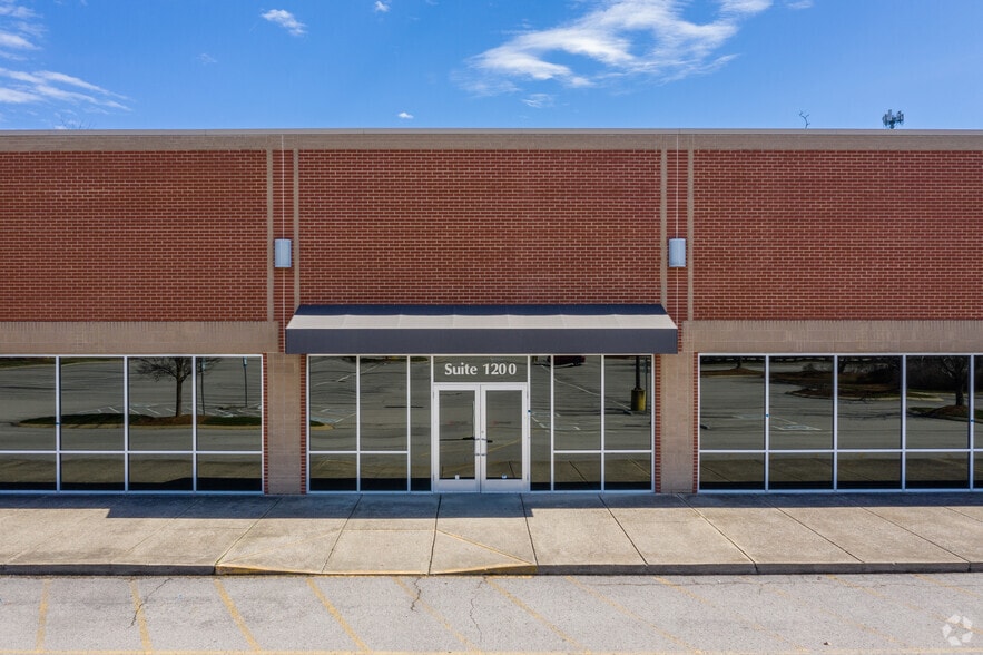 More Photos Of 2501 McGavock Pike, Nashville Unknown For Sale