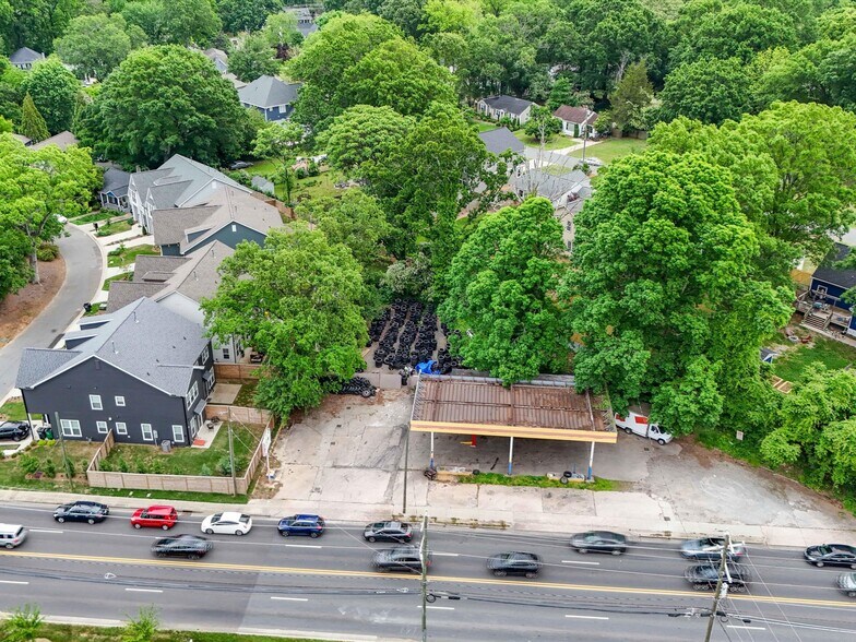 More Photos Of 2522-2530 The Plz, Charlotte Land For Sale