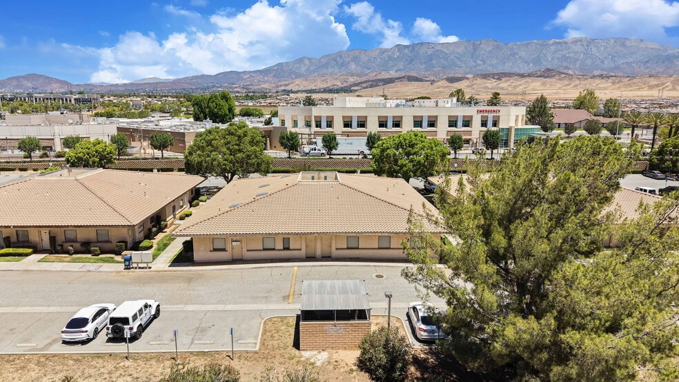 More Photos Of 264 N Highland Springs Ave, Banning Medical For Sale