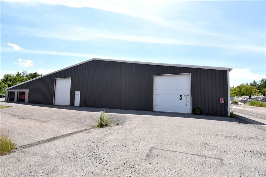 More Photos Of 31 Madison Blvd, Canastota Manufacturing For Lease