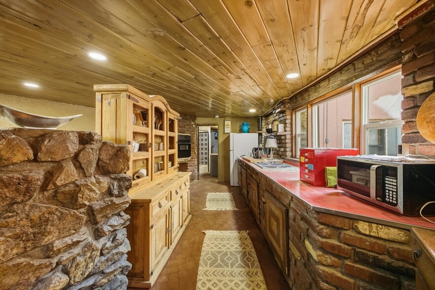 More Photos Of 24 Matisse Rd NE, Albuquerque Apartments For Sale