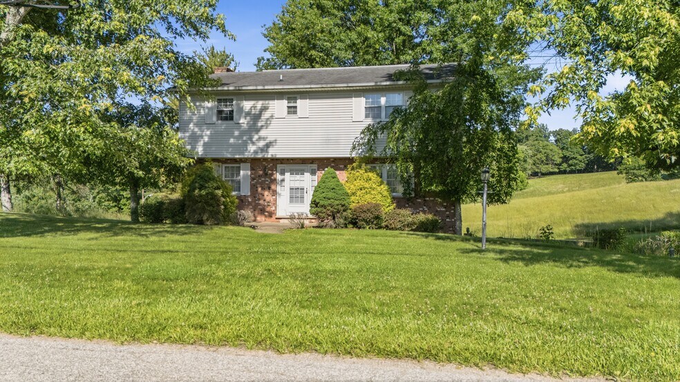 More Photos Of 1806 Forest Hills Dr, Parkersburg Land For Sale