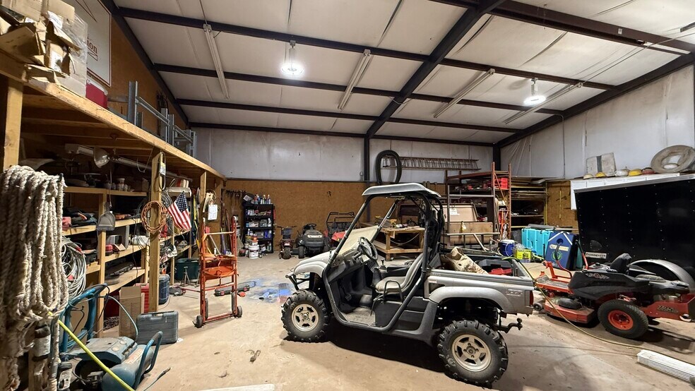 More Photos Of 9506 F M 835, Slaton Sports And Entertainment For Sale