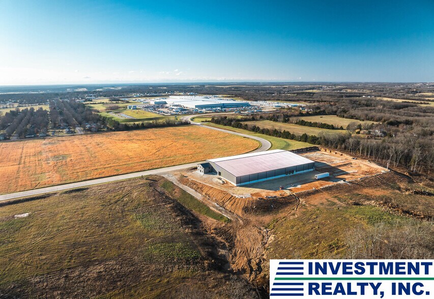 More Photos Of 405 Matlock Dr, Saint James Industrial For Lease