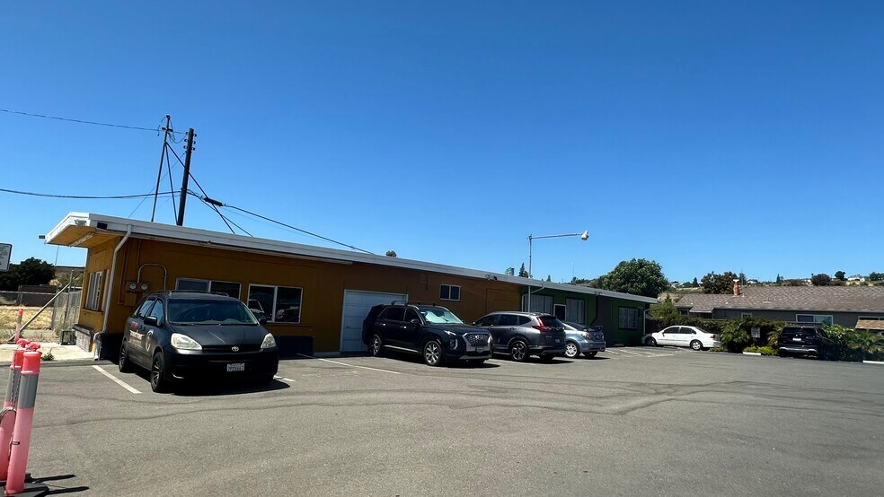 More Photos Of 19648-19652 Mission Blvd, Hayward Restaurant For Sale