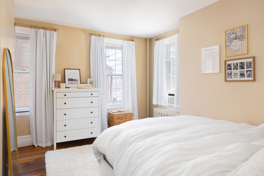More Photos Of 45B Bowdoin St, Boston Apartments For Sale