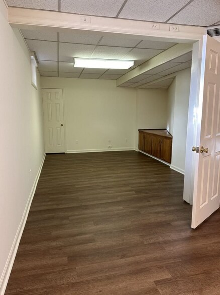 More Photos Of 2305 Commonwealth Dr, Charlottesville Office For Sale