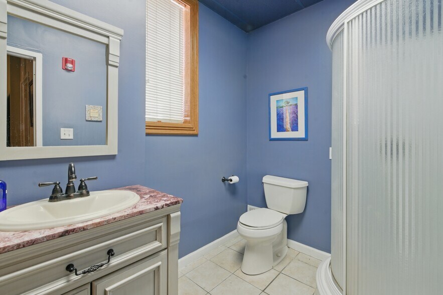 More Photos Of 267 Main St, Nyack General Retail For Sale