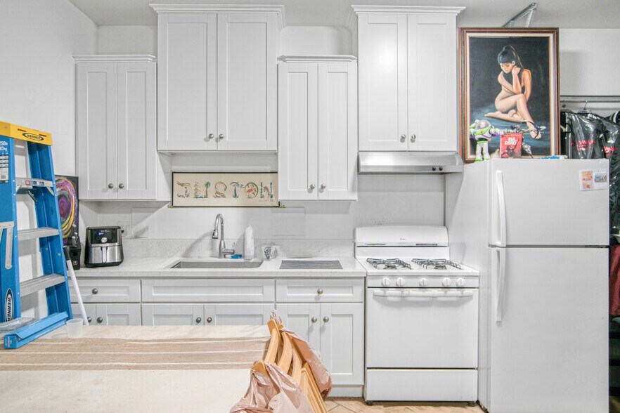 More Photos Of 14623 Roxton Ave, Gardena Multifamily For Sale