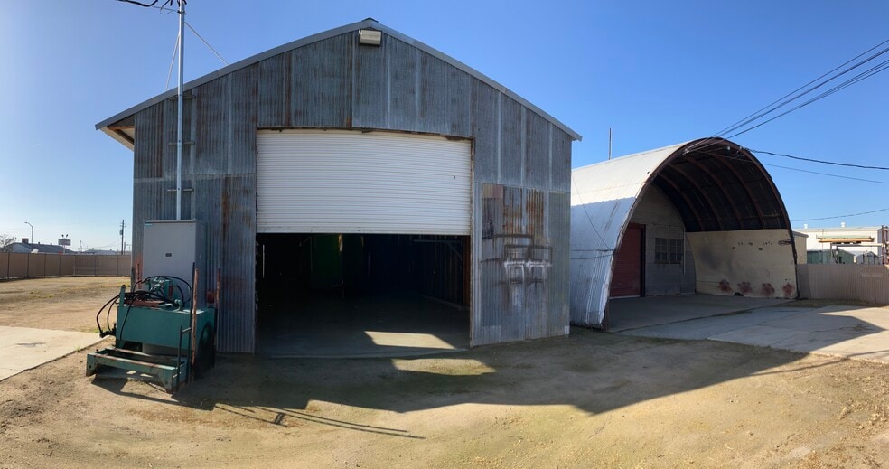 More Photos Of 220-222 Kentucky St, Bakersfield Warehouse For Lease