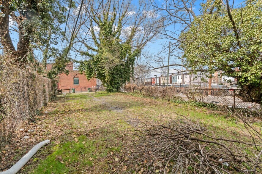 More Photos Of 2620 Maryland Ave, Baltimore Multifamily For Sale