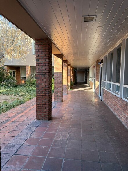 More Photos Of 227 E Palace Ave, Santa Fe Office For Sale