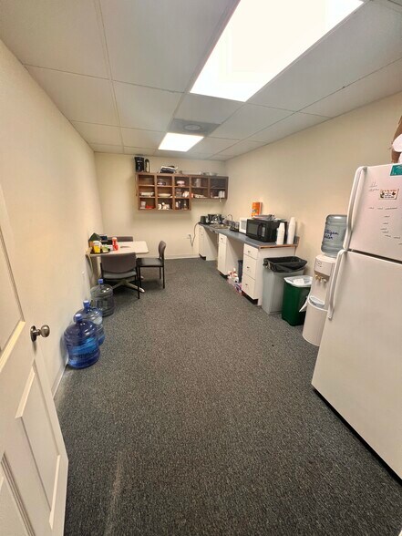 More Photos Of 902 E New Haven Ave, Melbourne Coworking Space