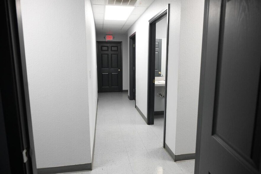 More Photos Of 3611 E State Highway 158, Midland Unknown For Lease