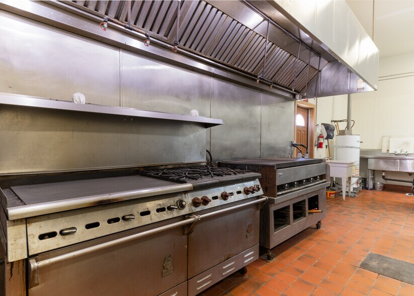 More Photos Of 796 W Evan Hewes, El Centro Restaurant For Sale