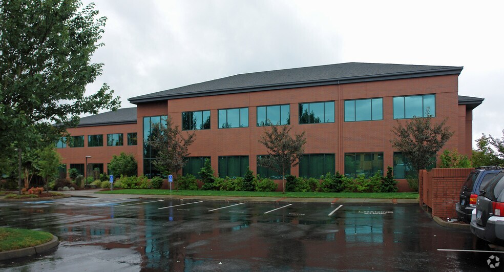 More Photos Of 650-680 Hawthorne Ave SE, Salem Unknown For Lease