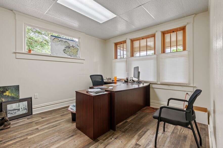More Photos Of 660 N State St, Ukiah Medical For Sale