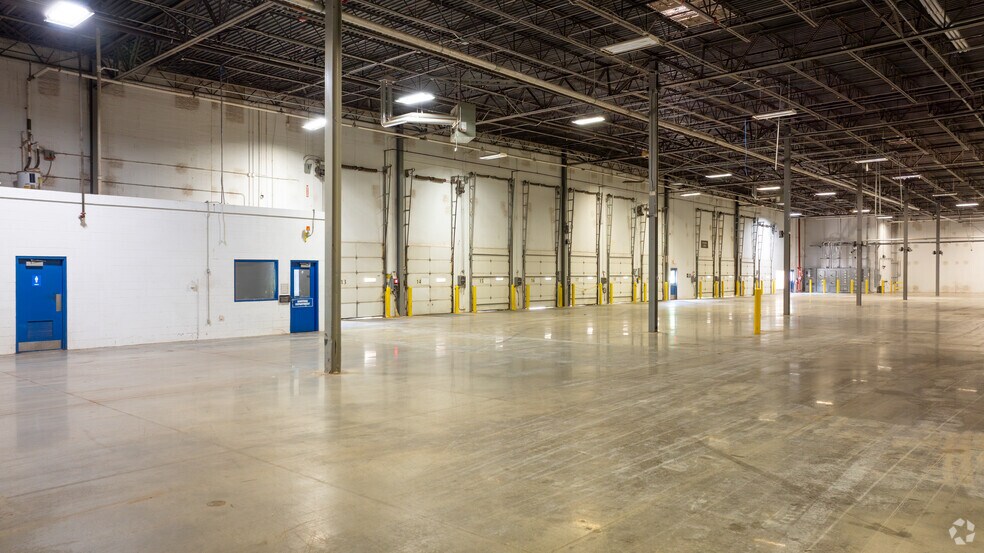 More Photos Of 2121 Heilig Rd, Salisbury Manufacturing For Sale