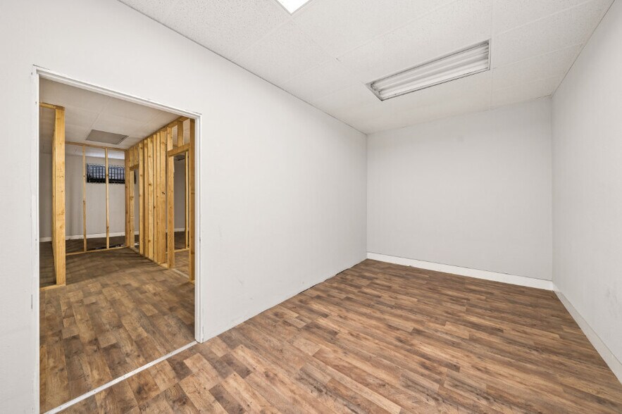 More Photos Of 2015 1st St, Tillamook General Retail For Sale